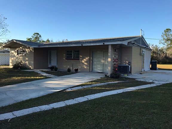 3rd image of 2040 Laguna Dr
