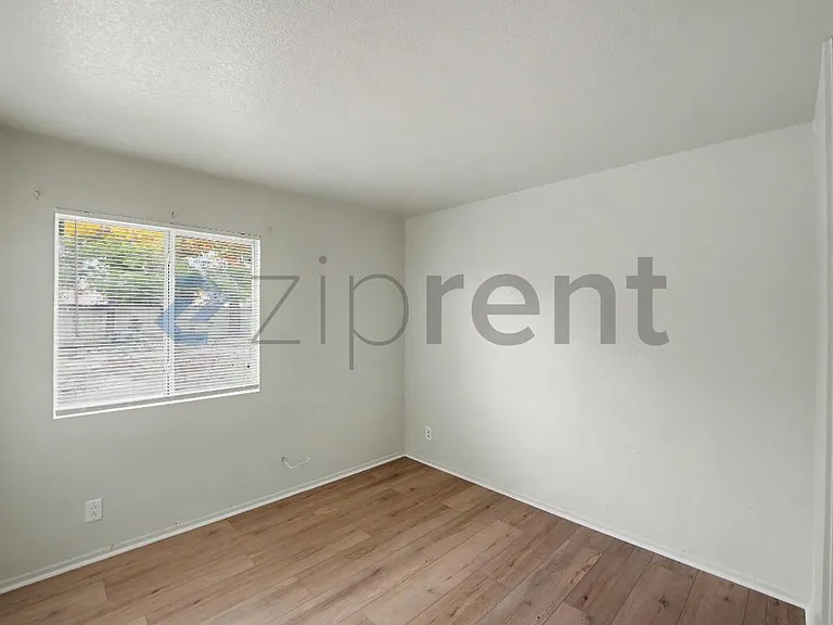 43516 32nd St E — Photo 12