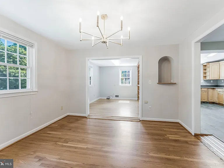 1005 N Lebanon St — Photo 7