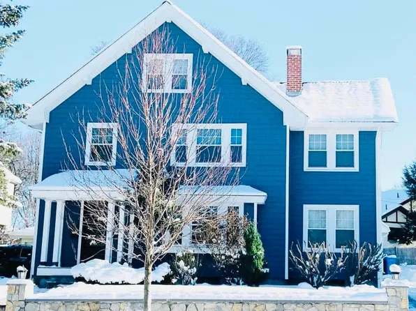 340 Common St Floor 2, Belmont, MA 02478