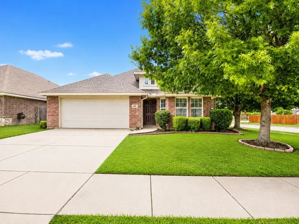 900 Cheryl St, Crowley, TX 76036