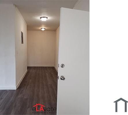 4th image of 4203 S Olive St APT 8