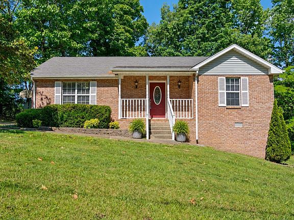 2nd image of 208 Luther Ct