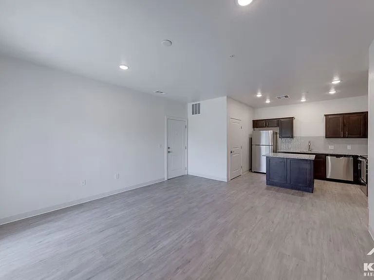 Liberty Gardens Apartments — Photo 13