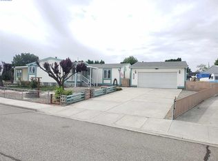 8409 W Canyon Ave, Kennewick, WA 99336