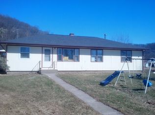 S1572 Lake St #A, Alma, WI 54610