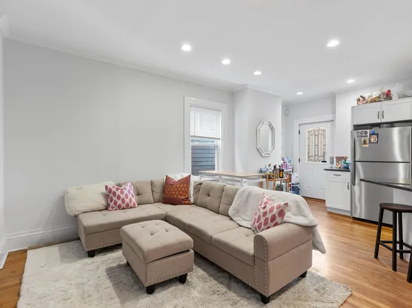 536 E 4th St #2, South Boston, MA 02127
