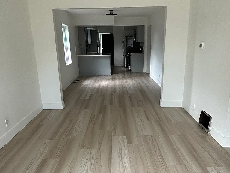 222 Parkedge Ave — Photo 10