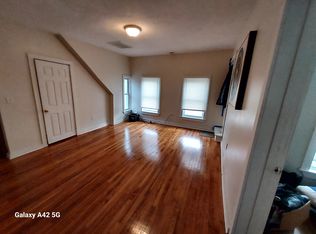 64 Chase Ave, Webster, MA 01570