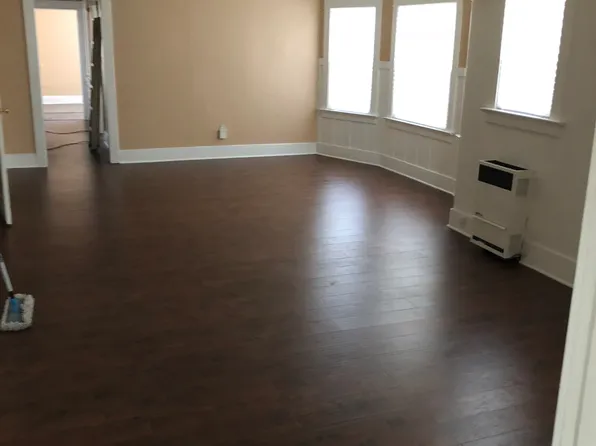 837 1/2 W 40th Pl #837-1/2, Los Angeles, CA 90037