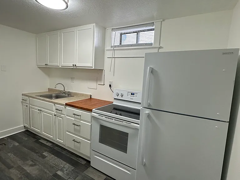3538 Quincy Ave — Photo 2