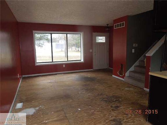 5th image of 10203 Blackberry Ln