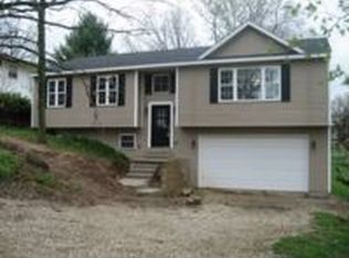 808 Annabelle St, Johnsburg, IL 60051