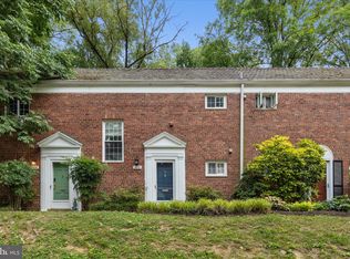 3498 Martha Custis Dr #317, Alexandria, VA 22302