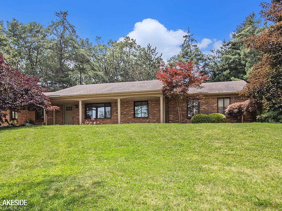 1st image of 777 Jordan Ln