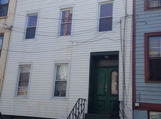 16 Myrtle Ave, Albany, NY 12202
