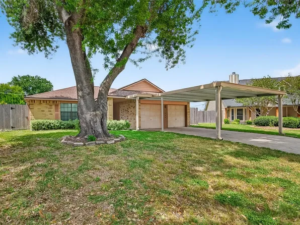 1906 Westbriar Ct, Deer Park, TX 77536