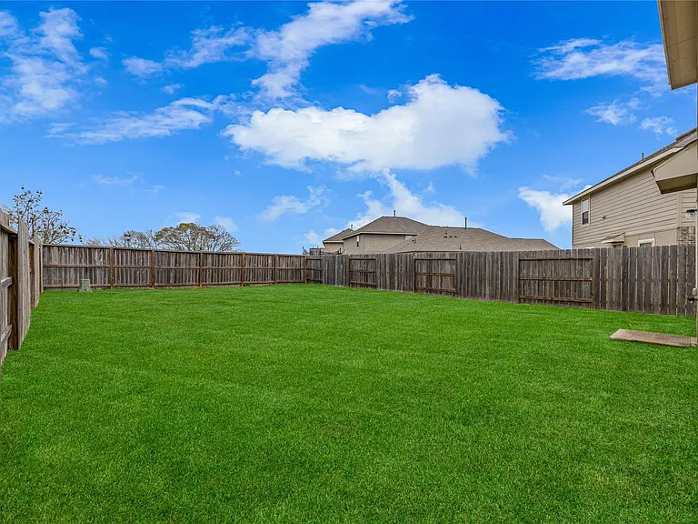 32610 Orchard Haze Dr — Photo 20