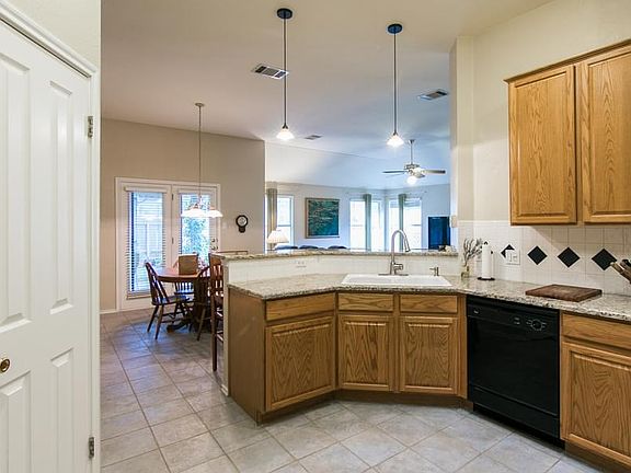 4th image of 5717 Fitchwood Ln