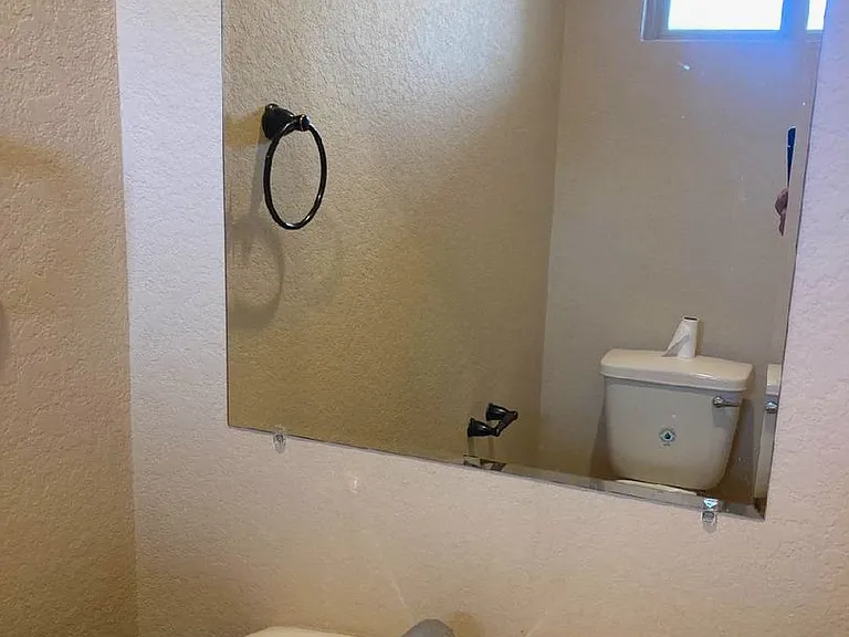 7030 Lakeview Dr — Photo 4