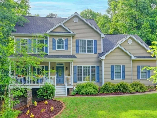 7670 Paces Ln, Gainesville, GA 30506