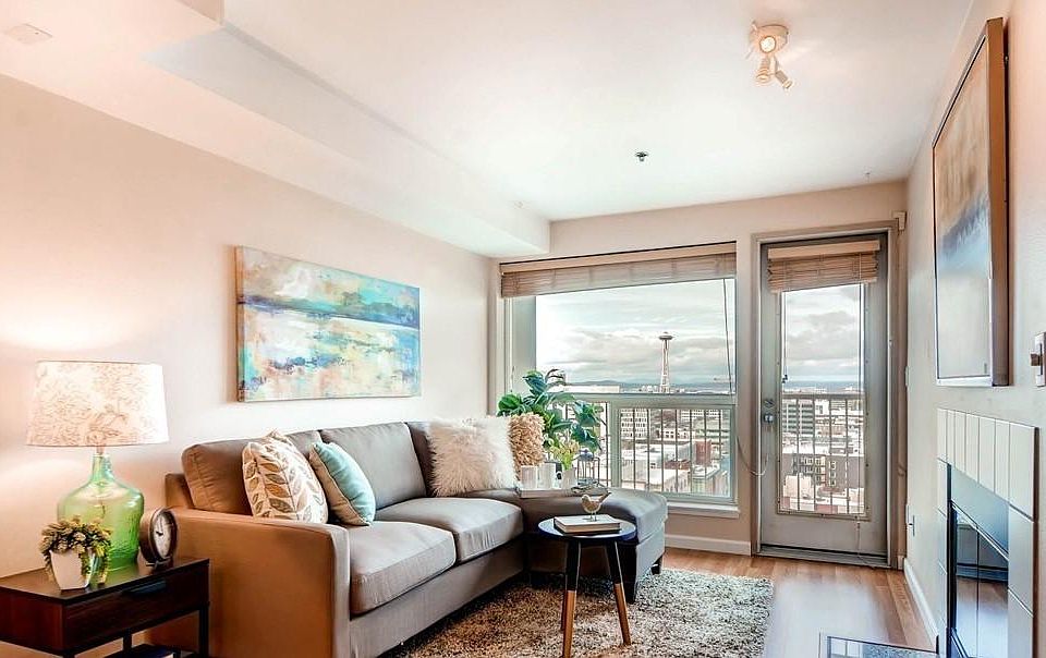 1st image of 530 Melrose Ave E APT 502