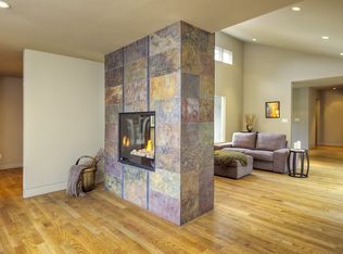 545 Westgate Dr, Napa, CA