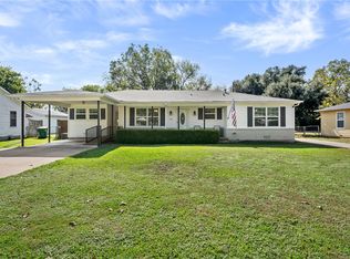 104 Meadowbrook St, Robinson, TX 76706