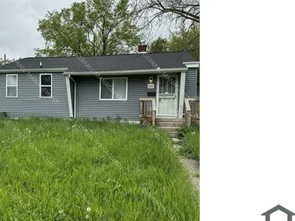 1114 W Pierson Rd, Flint, MI 48505
