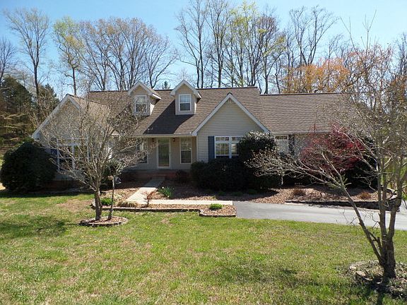 2nd image of 553 Windrowe Dr