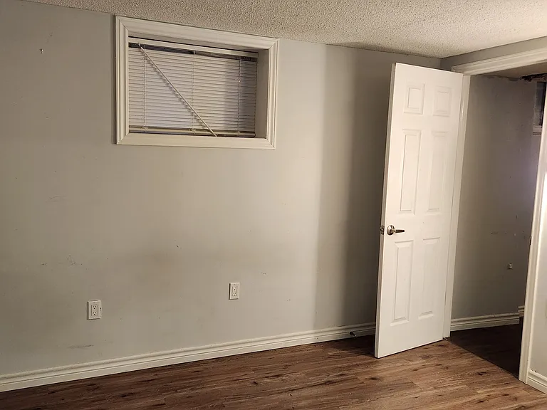 71 Helene Cres #BASEMENT — Photo 14