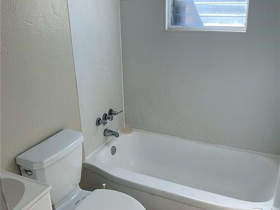 5th image of 9861 Orange River Blvd