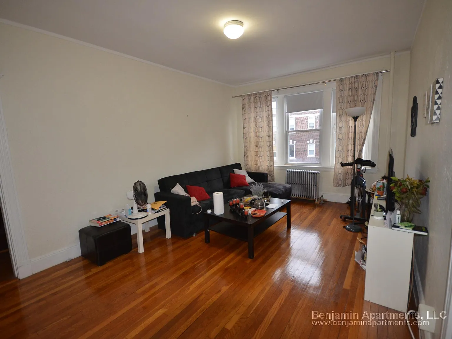 1 bed, $2,265 — Photo 2