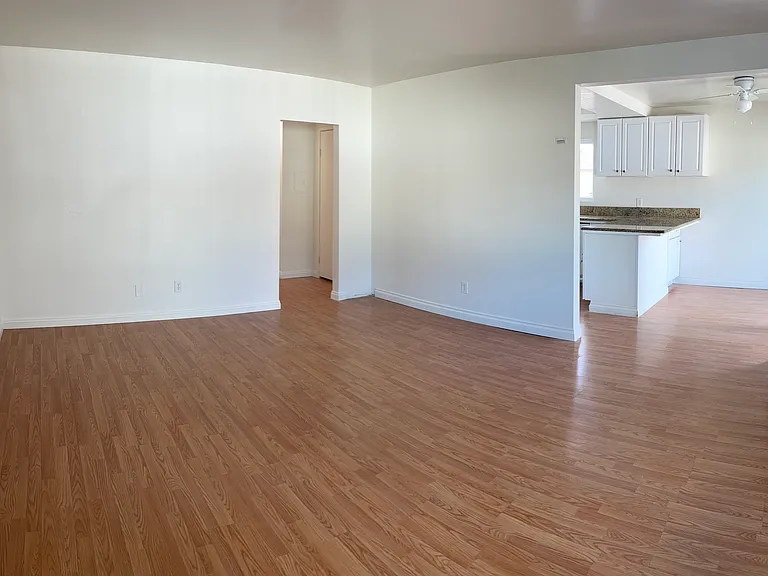 1240 Palomar Pl #D — Photo 23