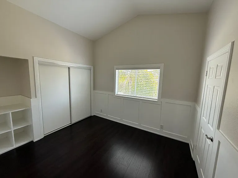 430 Carnation Pl — Photo 17