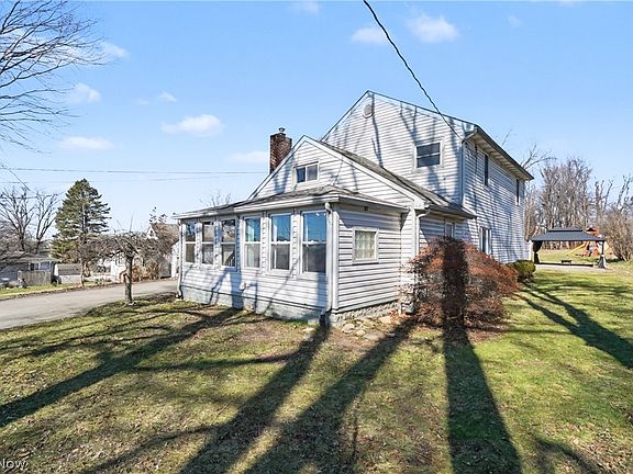 2nd image of 801 Chaffin Rd