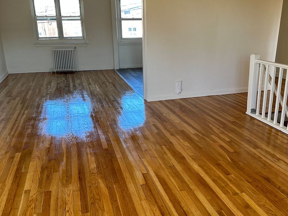 1st image of 108 Sunnyside Ave #108