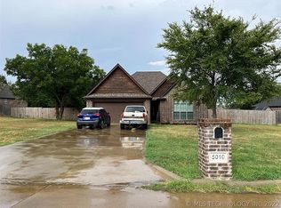 5010 Falcon Dr, Durant, OK 74701