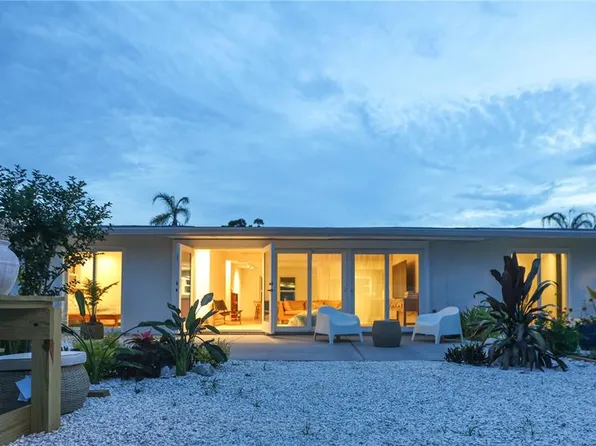 2513 CROTON AVENUE, SARASOTA, FL 34239