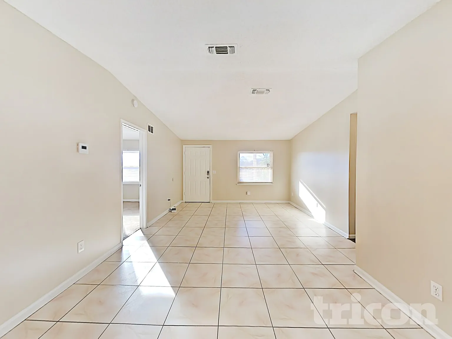 2185 E Luana Drive Jacksonville FL — Photo 4