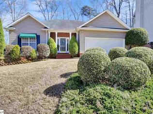 27 Amberjack Ct, Taylors, SC 29687