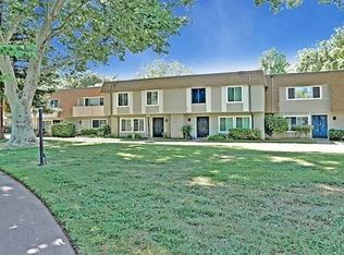 8860 La Riviera Dr Unit C, Sacramento, CA 95826