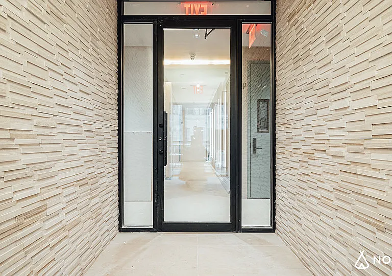 312 Devoe St #1B — Photo 7