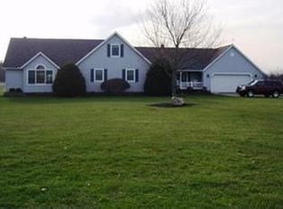 12710 Miller Rd, Sterling, OH 44276