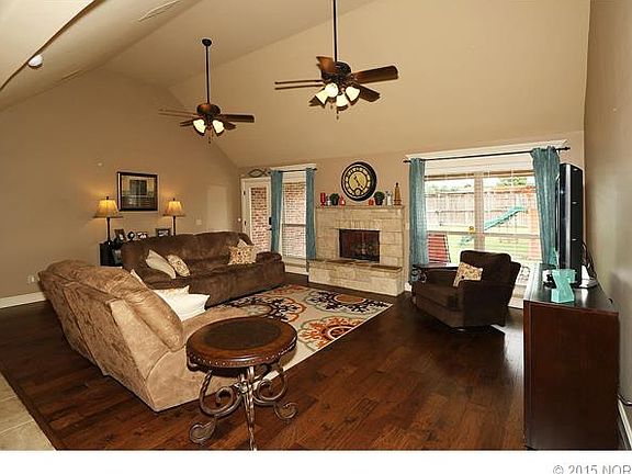 4th image of 9501 N 96th Pl E