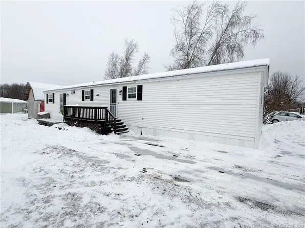 5 Brookview Ave, Sussex Corner, NB E4E 2W3