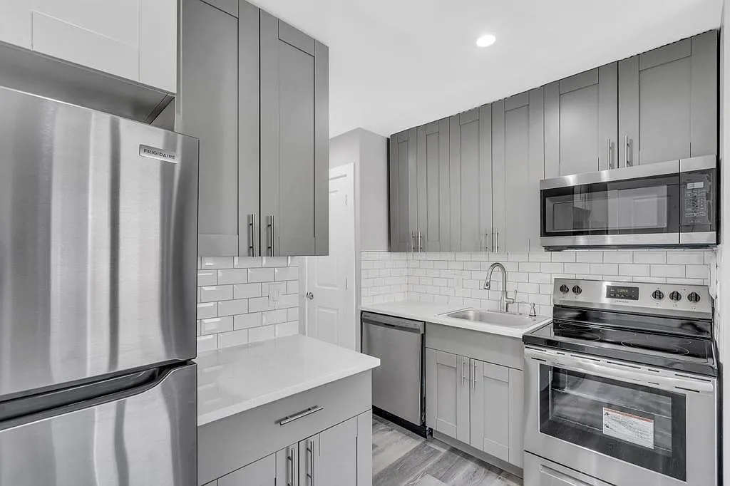 1 bed, 500 sqft, $1,822 — Photo 2