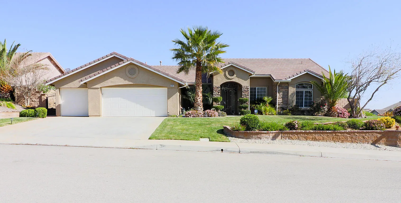 5321 Max Godde Ln photo 1