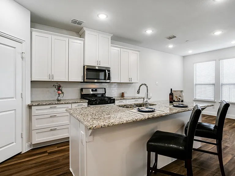 4809 Pasadena Dr — Photo 15
