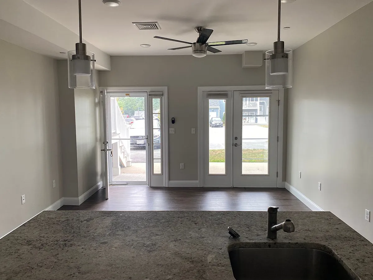 Building Photo - Riverview Meadows